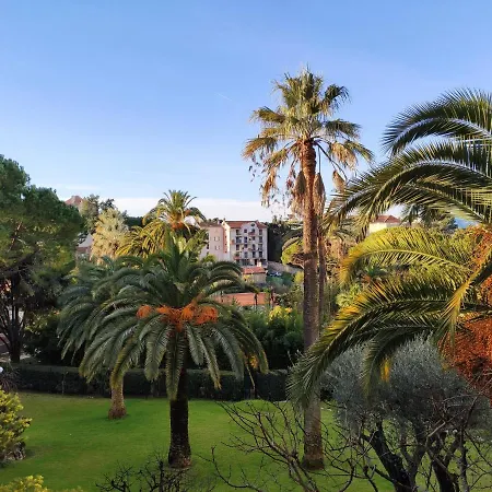 Tres Beau T2 Dans Parc Montfleury ,proche Centre ,au Calme 44 Bd Montfleury