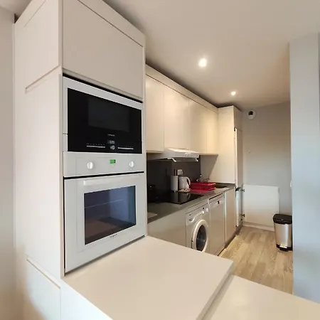 Tres Beau T2 Dans Parc Montfleury ,proche Centre ,au Calme 44 Bd Montfleury 公寓 戛纳