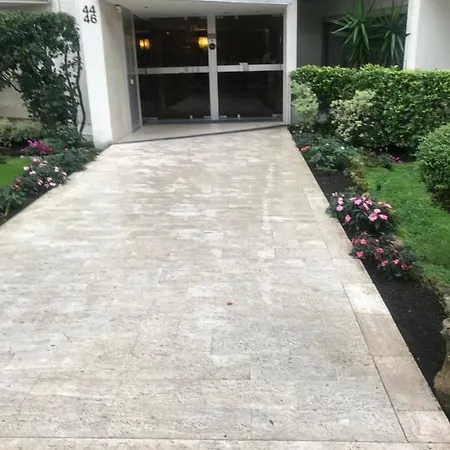 Apartment Tres Beau T2 Dans Parc Montfleury ,proche Centre ,au Calme 44 Bd Montfleury *