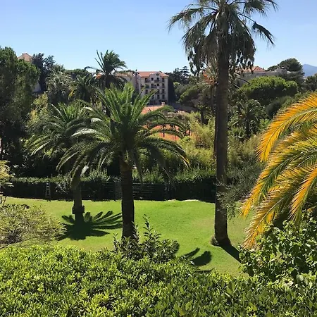 Tres Beau T2 Dans Parc Montfleury ,proche Centre ,au Calme 44 Bd Montfleury Cannes